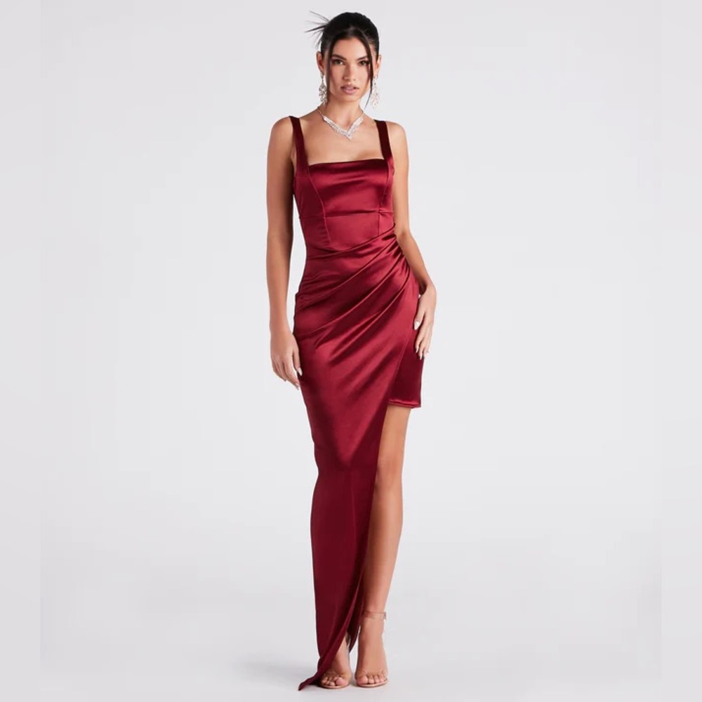 Windsor Callie High Slit Satin Formal Dress